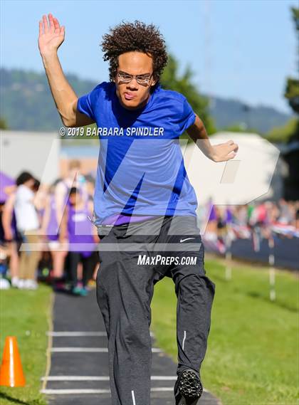 Thumbnail 2 in JV: Jesuit @ Sunset (Long Jump) photogallery.
