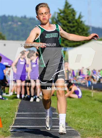 Thumbnail 2 in JV: Jesuit @ Sunset (Long Jump) photogallery.