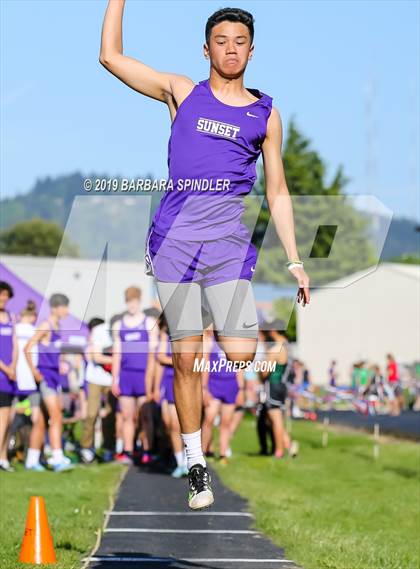 Thumbnail 3 in JV: Jesuit @ Sunset (Long Jump) photogallery.