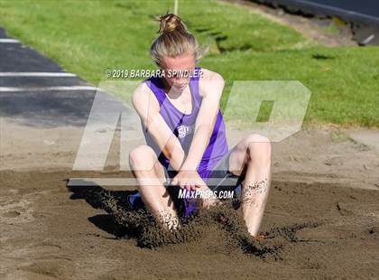 Thumbnail 1 in JV: Jesuit @ Sunset (Long Jump) photogallery.