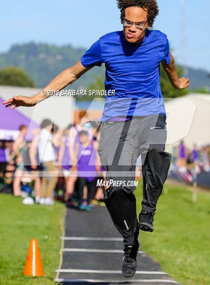 Thumbnail 1 in JV: Jesuit @ Sunset (Long Jump) photogallery.