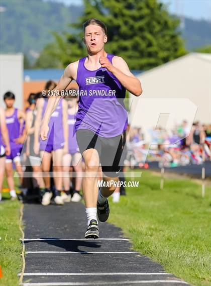 Thumbnail 1 in JV: Jesuit @ Sunset (Long Jump) photogallery.