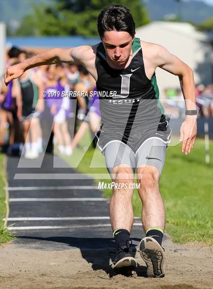 Thumbnail 3 in JV: Jesuit @ Sunset (Long Jump) photogallery.