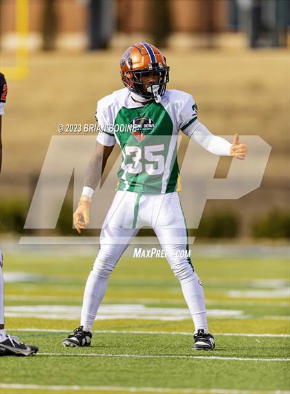 Thumbnail 2 in Shrine Bowl of the Carolinas photogallery.