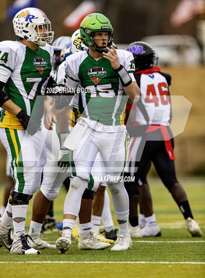 Thumbnail 2 in Shrine Bowl of the Carolinas photogallery.