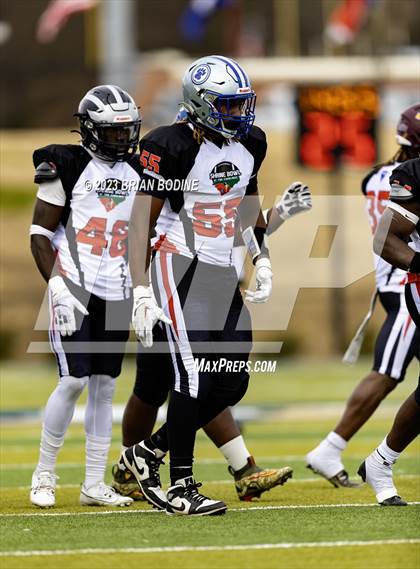 Thumbnail 2 in Shrine Bowl of the Carolinas photogallery.
