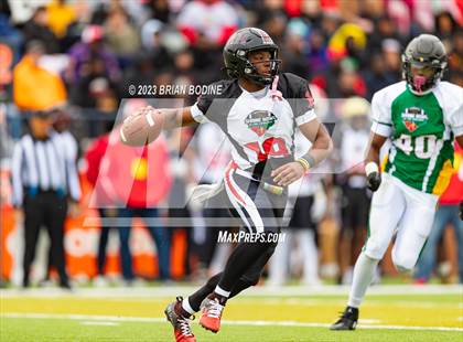 Thumbnail 1 in Shrine Bowl of the Carolinas photogallery.