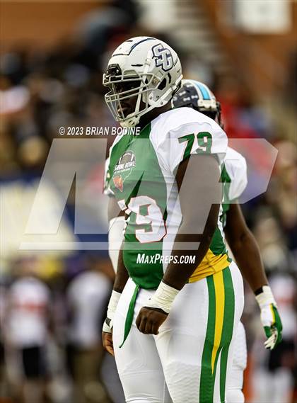 Thumbnail 1 in Shrine Bowl of the Carolinas photogallery.
