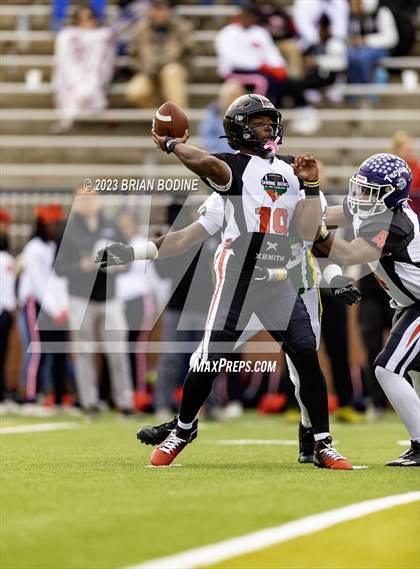 Thumbnail 3 in Shrine Bowl of the Carolinas photogallery.