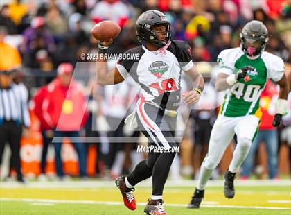 Thumbnail 2 in Shrine Bowl of the Carolinas photogallery.