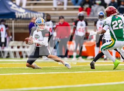 Thumbnail 3 in Shrine Bowl of the Carolinas photogallery.