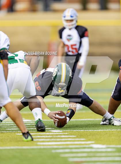Thumbnail 1 in Shrine Bowl of the Carolinas photogallery.