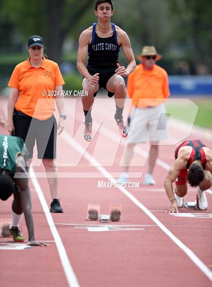Thumbnail 2 in CHSAA State Championships (Run & Dash) photogallery.