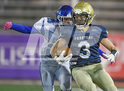Thumbnail 3 in John Glenn vs. Bayport-Blue Point (Suffolk Class D Final) photogallery.