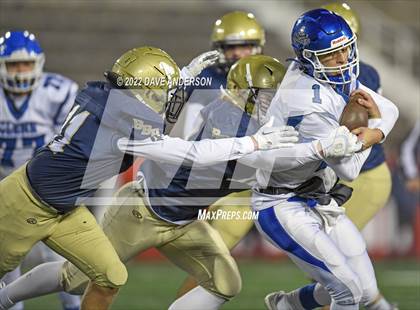 Thumbnail 3 in John Glenn vs. Bayport-Blue Point (Suffolk Class D Final) photogallery.