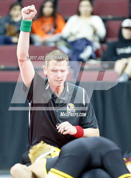 Thumbnail 3 in CIF State Boys Wrestling Championships (Day 1 - Round 1) photogallery.