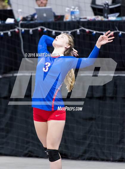 Thumbnail 2 in Fairview vs. Cherry Creek (CHSAA 5A Playoff) photogallery.