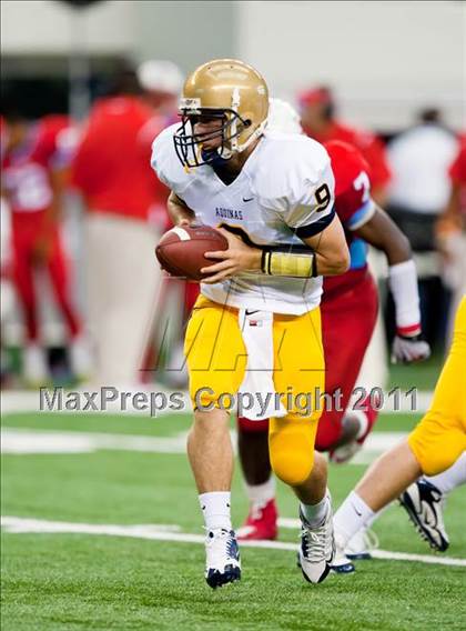 Thumbnail 2 in St. Thomas Aquinas vs. Skyline (Kirk Herbstreit National Kickoff Classic) photogallery.