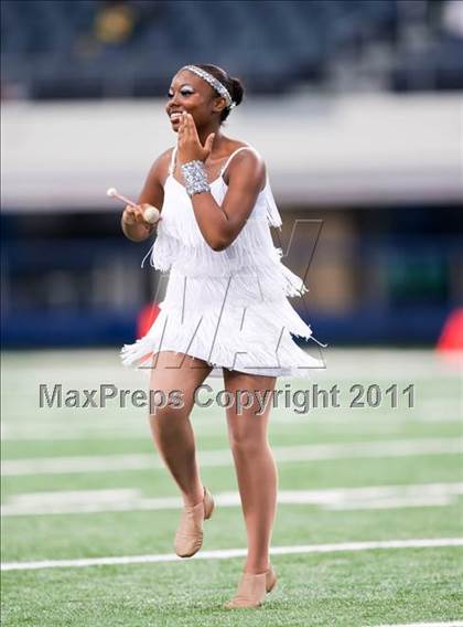Thumbnail 3 in St. Thomas Aquinas vs. Skyline (Kirk Herbstreit National Kickoff Classic) photogallery.