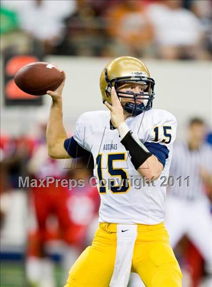 Thumbnail 1 in St. Thomas Aquinas vs. Skyline (Kirk Herbstreit National Kickoff Classic) photogallery.