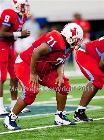 Thumbnail 1 in St. Thomas Aquinas vs. Skyline (Kirk Herbstreit National Kickoff Classic) photogallery.