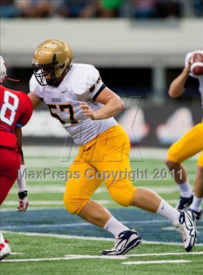 Thumbnail 3 in St. Thomas Aquinas vs. Skyline (Kirk Herbstreit National Kickoff Classic) photogallery.