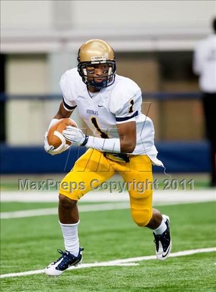 Thumbnail 3 in St. Thomas Aquinas vs. Skyline (Kirk Herbstreit National Kickoff Classic) photogallery.