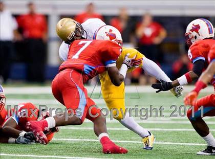 Thumbnail 1 in St. Thomas Aquinas vs. Skyline (Kirk Herbstreit National Kickoff Classic) photogallery.
