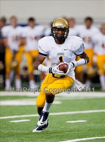 Thumbnail 1 in St. Thomas Aquinas vs. Skyline (Kirk Herbstreit National Kickoff Classic) photogallery.