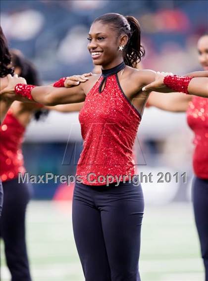 Thumbnail 2 in St. Thomas Aquinas vs. Skyline (Kirk Herbstreit National Kickoff Classic) photogallery.