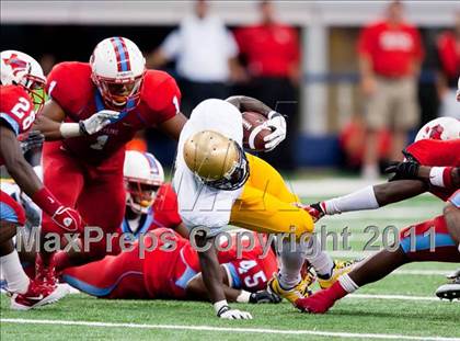 Thumbnail 1 in St. Thomas Aquinas vs. Skyline (Kirk Herbstreit National Kickoff Classic) photogallery.