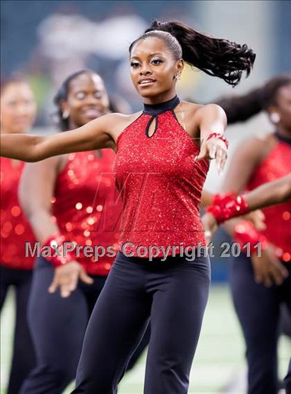 Thumbnail 1 in St. Thomas Aquinas vs. Skyline (Kirk Herbstreit National Kickoff Classic) photogallery.