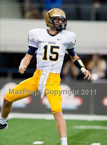 Thumbnail 1 in St. Thomas Aquinas vs. Skyline (Kirk Herbstreit National Kickoff Classic) photogallery.