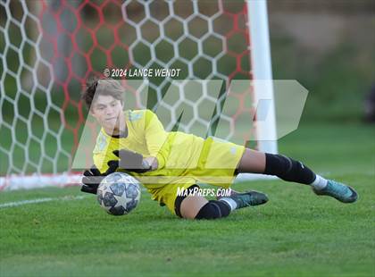 Thumbnail 2 in Valor Christian @ Columbine photogallery.