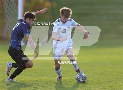 Thumbnail 2 in Valor Christian @ Columbine photogallery.