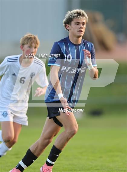 Thumbnail 3 in Valor Christian @ Columbine photogallery.