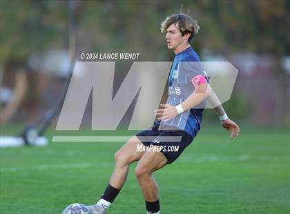 Thumbnail 2 in Valor Christian @ Columbine photogallery.