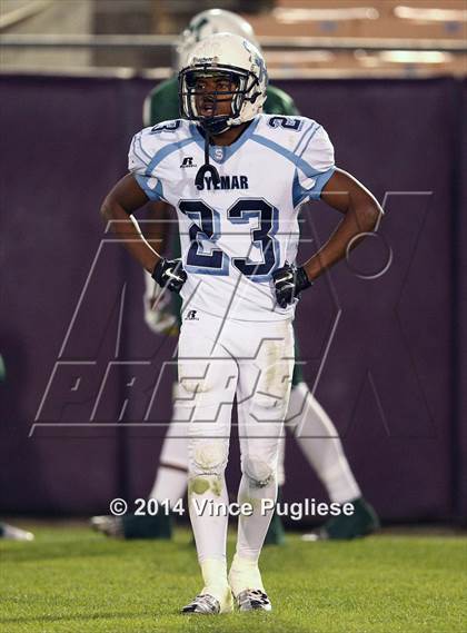 Thumbnail 3 in Hamilton vs. Sylmar (CIF L.A.C.S. D2 Final) photogallery.