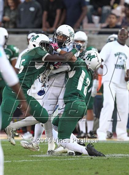 Thumbnail 3 in Hamilton vs. Sylmar (CIF L.A.C.S. D2 Final) photogallery.
