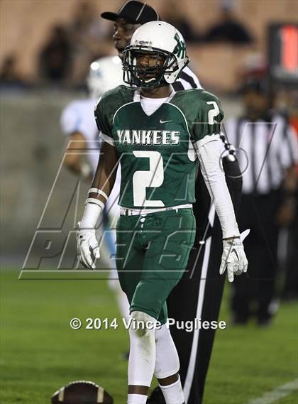 Thumbnail 3 in Hamilton vs. Sylmar (CIF L.A.C.S. D2 Final) photogallery.