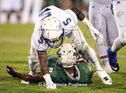 Thumbnail 3 in Hamilton vs. Sylmar (CIF L.A.C.S. D2 Final) photogallery.