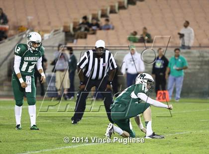 Thumbnail 2 in Hamilton vs. Sylmar (CIF L.A.C.S. D2 Final) photogallery.