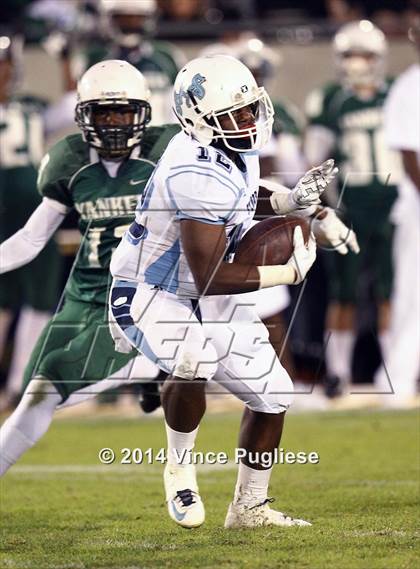 Thumbnail 3 in Hamilton vs. Sylmar (CIF L.A.C.S. D2 Final) photogallery.