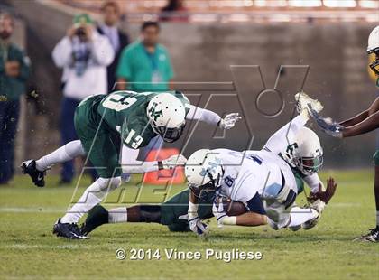 Thumbnail 2 in Hamilton vs. Sylmar (CIF L.A.C.S. D2 Final) photogallery.