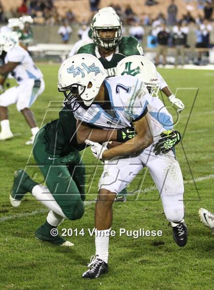 Thumbnail 2 in Hamilton vs. Sylmar (CIF L.A.C.S. D2 Final) photogallery.