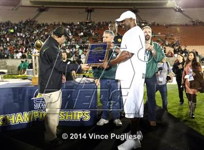 Thumbnail 1 in Hamilton vs. Sylmar (CIF L.A.C.S. D2 Final) photogallery.