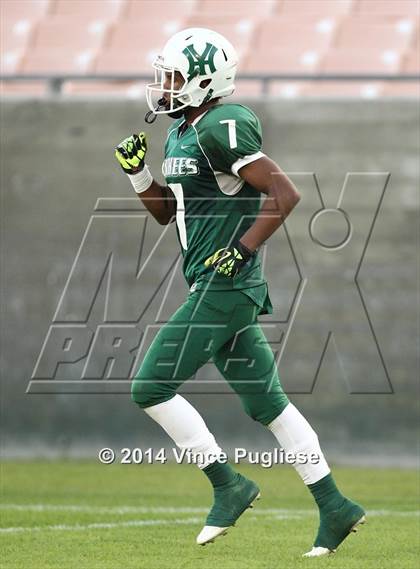 Thumbnail 3 in Hamilton vs. Sylmar (CIF L.A.C.S. D2 Final) photogallery.