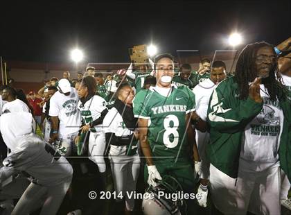 Thumbnail 1 in Hamilton vs. Sylmar (CIF L.A.C.S. D2 Final) photogallery.