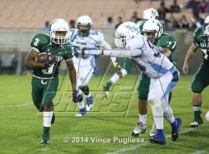 Thumbnail 2 in Hamilton vs. Sylmar (CIF L.A.C.S. D2 Final) photogallery.