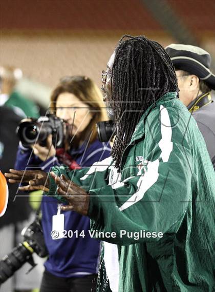 Thumbnail 2 in Hamilton vs. Sylmar (CIF L.A.C.S. D2 Final) photogallery.